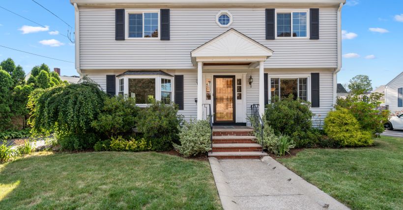 10 Hunewill Avenue, Medford, MA 02155